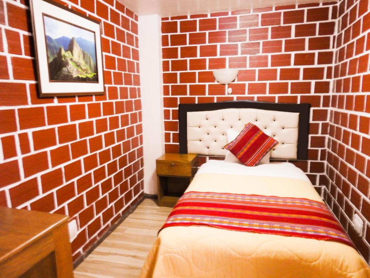 Hostal Encanto Machupicchu Exterior photo